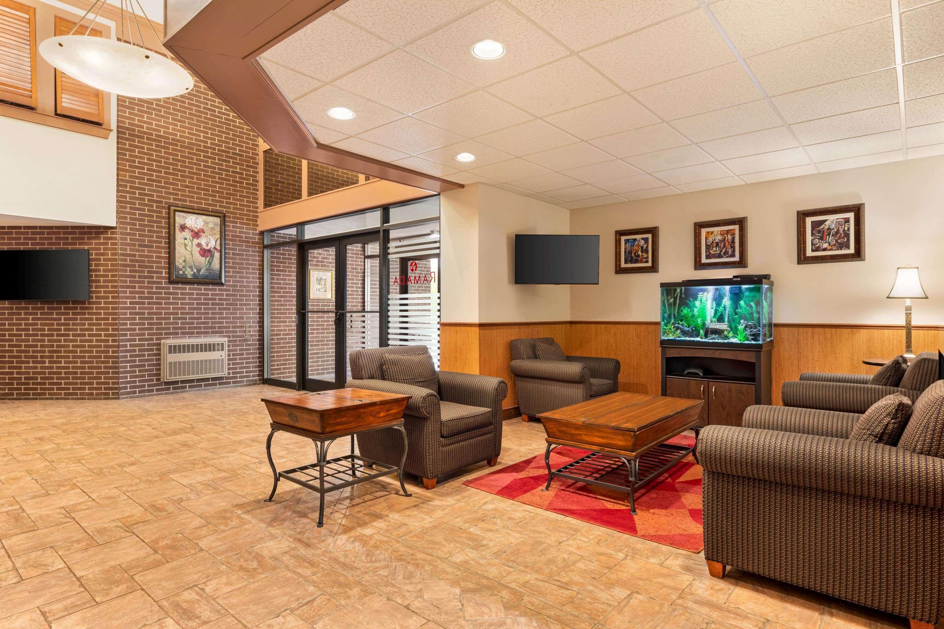 מלון Ramada By Wyndham פרדריקטון מראה חיצוני תמונה
