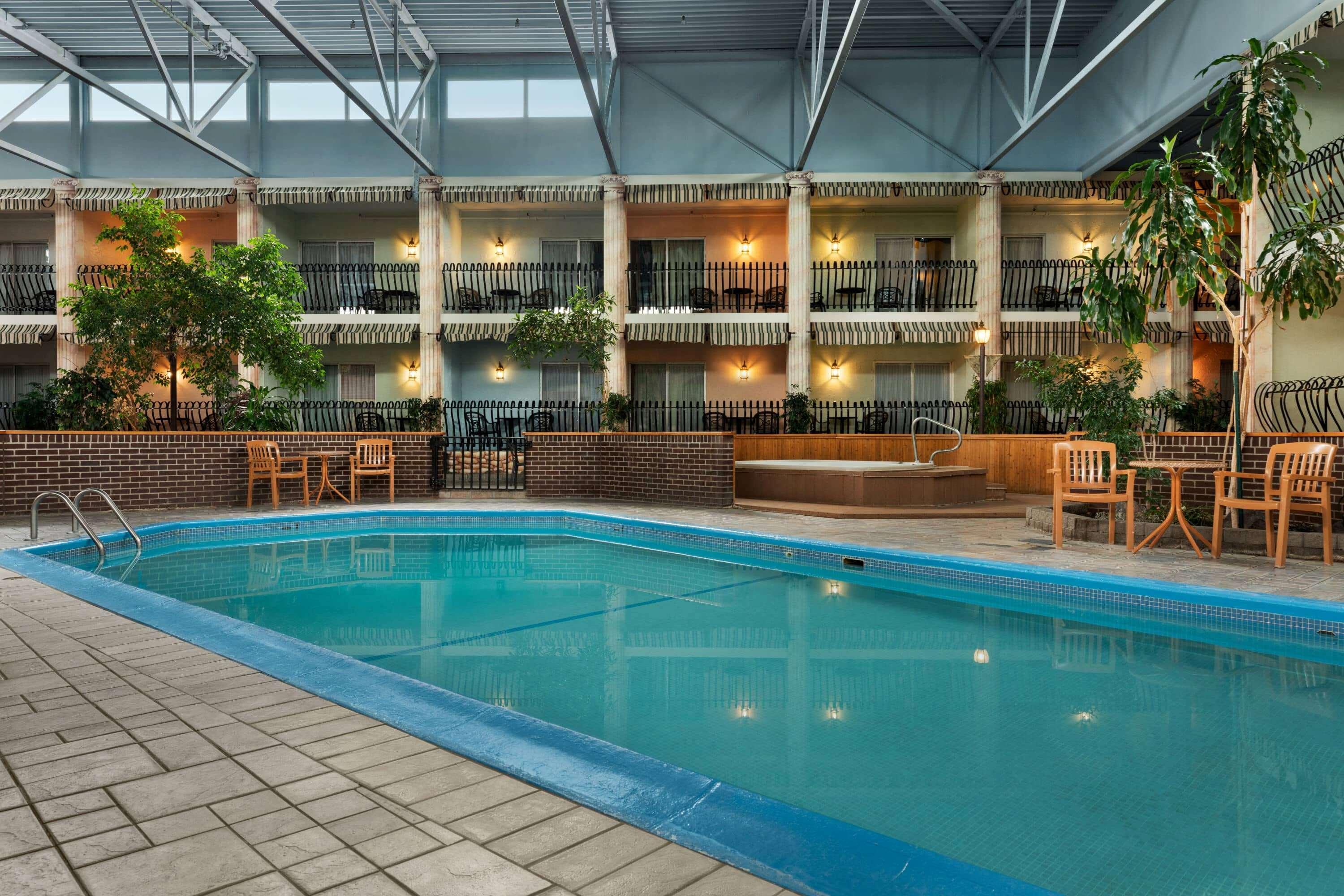 מלון Ramada By Wyndham פרדריקטון מראה חיצוני תמונה