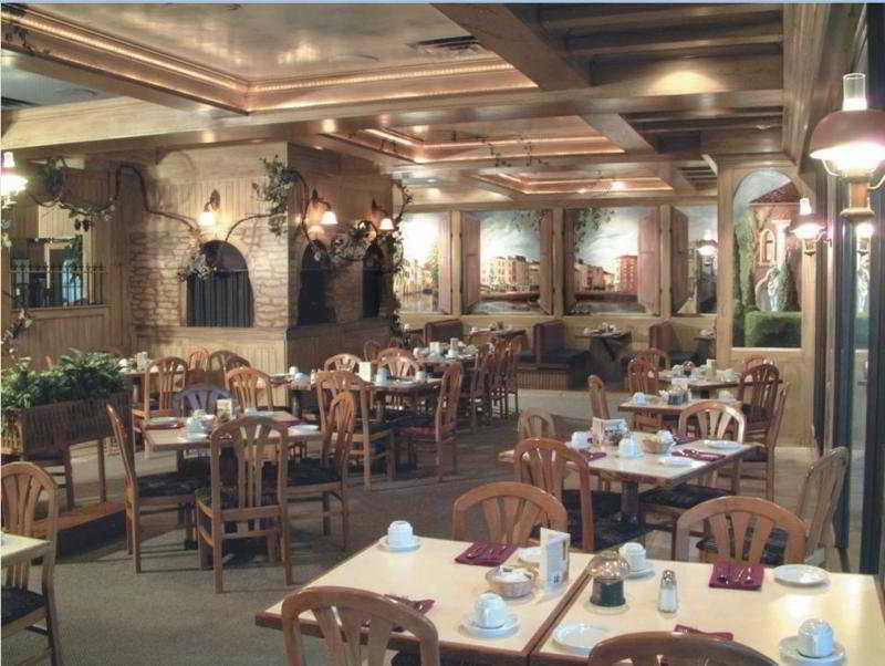 מלון Ramada By Wyndham פרדריקטון מסעדה תמונה